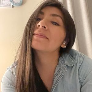 Meet your Posher, Rocio